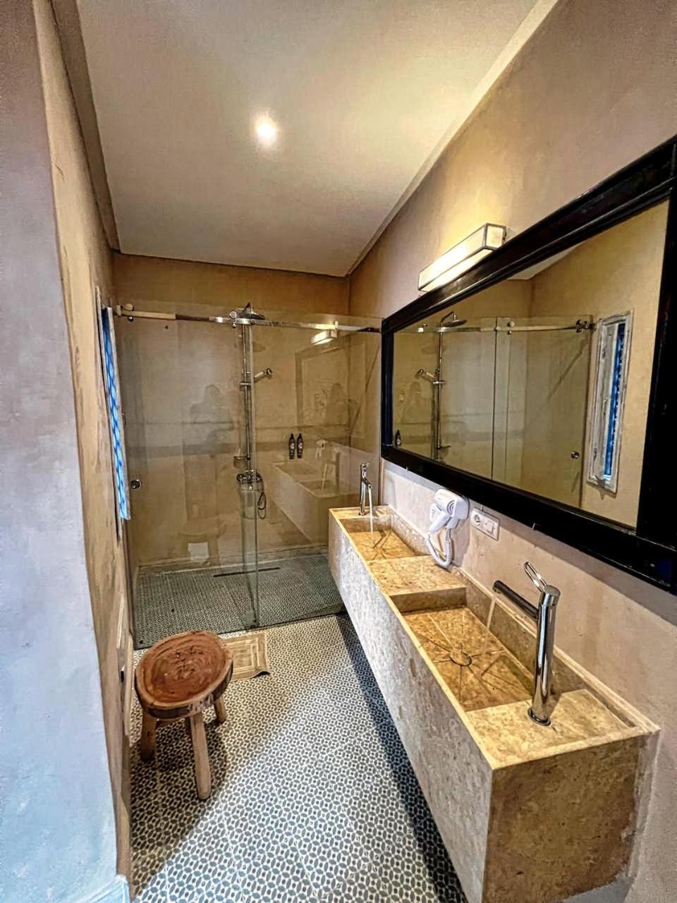 Double Room,1622705146:JPEG